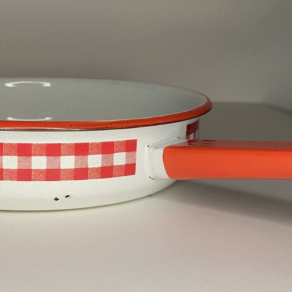 Vintage Red & white Checkered Enamelware Metal Skillet - Picture 3 of 12